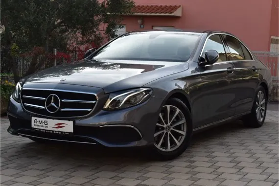 Mercedes-Benz E Klasse 200d BlueTEC 9G-Tronic Avantgarde - Virtual Cockpit Image 3