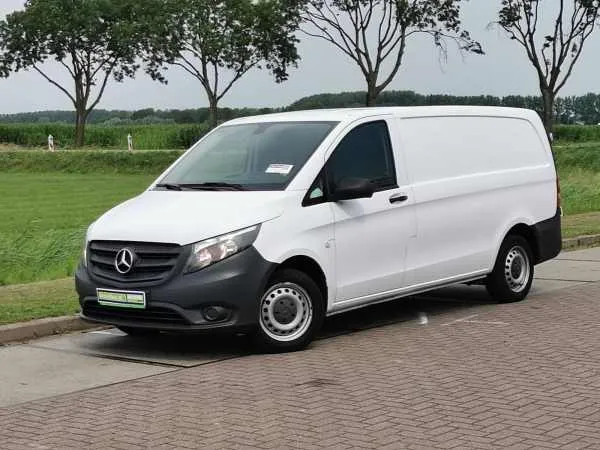 Mercedes-Benz Vito 114 CDI Image 2